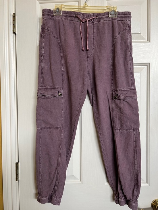 Anthropologie Pants - Anthropologie jogger pants ( linen blend )